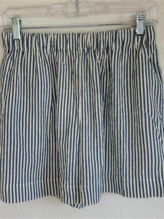 Cupshe Pants - Cupshe Light-weight Navy & White Striped Casual Shorts